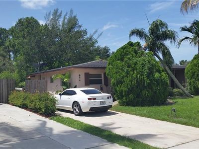 842 94th Ave N, Naples, FL, 34108