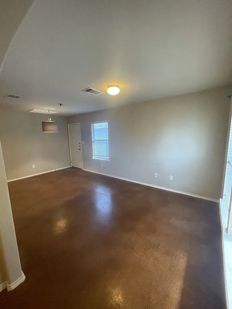 2 bedroom 1 bath adorable home — Photo 4