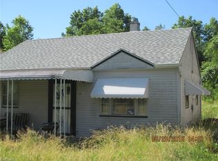 3041 McGuffey Rd, Youngstown, OH 44505