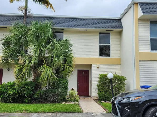 3321 Raleigh St #3H, Hollywood, FL 33021
