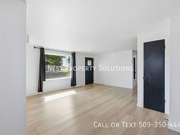 3rd image of 11 Ivy St NE