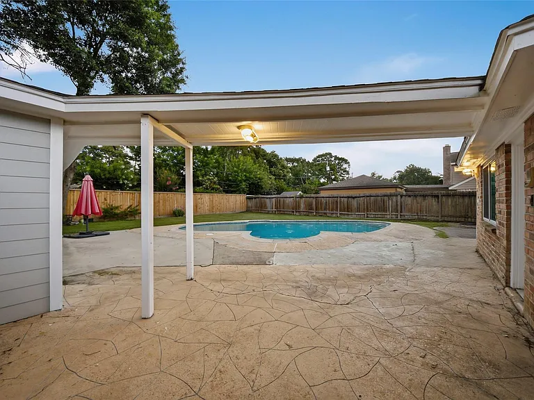 15414 Ripplestream St — Photo 36