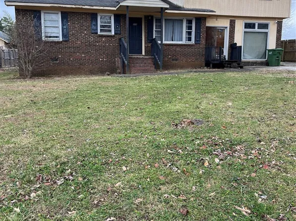 206 E Catawba Dr, Mount Holly, NC 28120