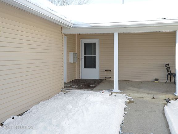 4th image of 5204 Woodmar Ct APT A