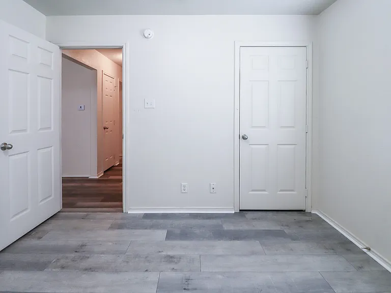 3102 Ida Dr — Photo 16