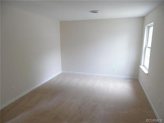 2nd image of 5 Beaufont Hills Dr