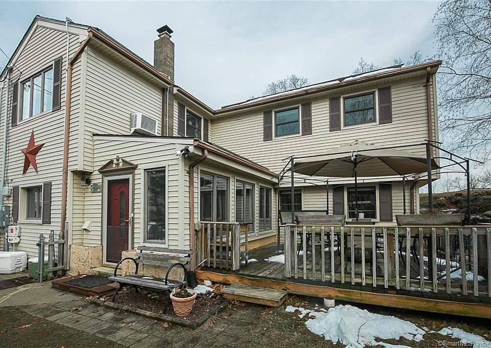 1st image of 39 Narragansett Trl