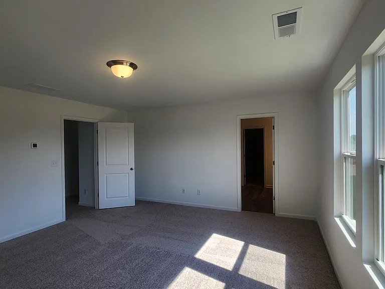 2189 Boxwood Cir SE — Photo 12