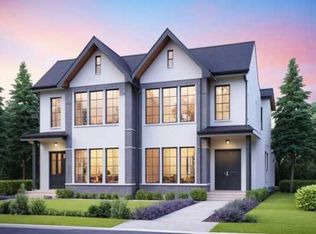 8308 W 34th Ave NW, Calgary, AB T3B 1R2