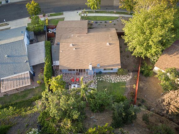 5th image of 898 Ballina Ct