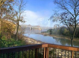 211 Water St, Fenton, MO 63026