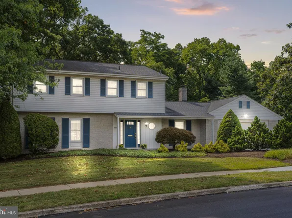 260 Winding Way, Camp Hill, PA 17011