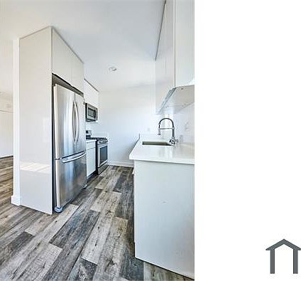1st image of 1333 W 36th Pl