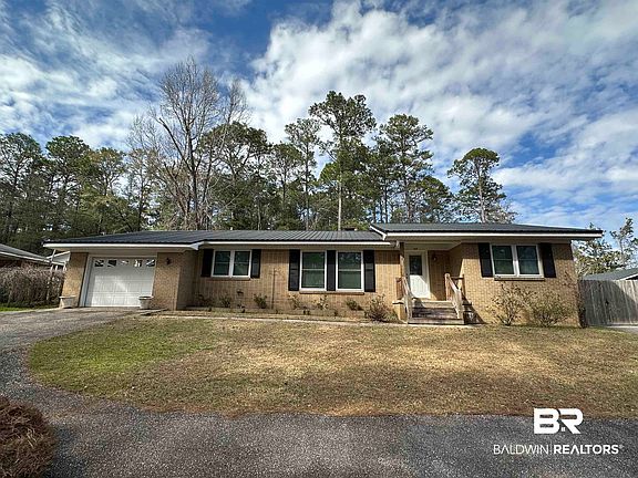 3rd image of 440 Dogwood Dr