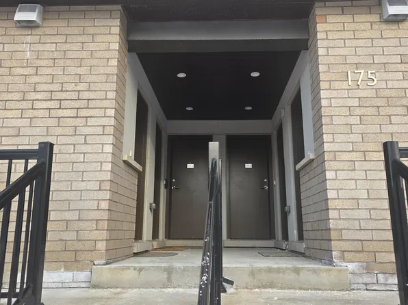 175 William Duncan Rd #2, Toronto, ON M3K 0B8