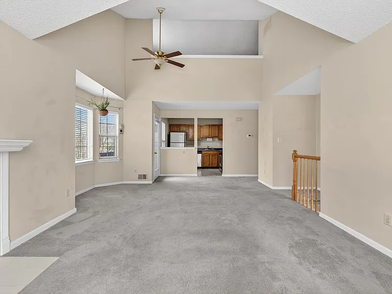 4202 Waltham Ct — Photo 11