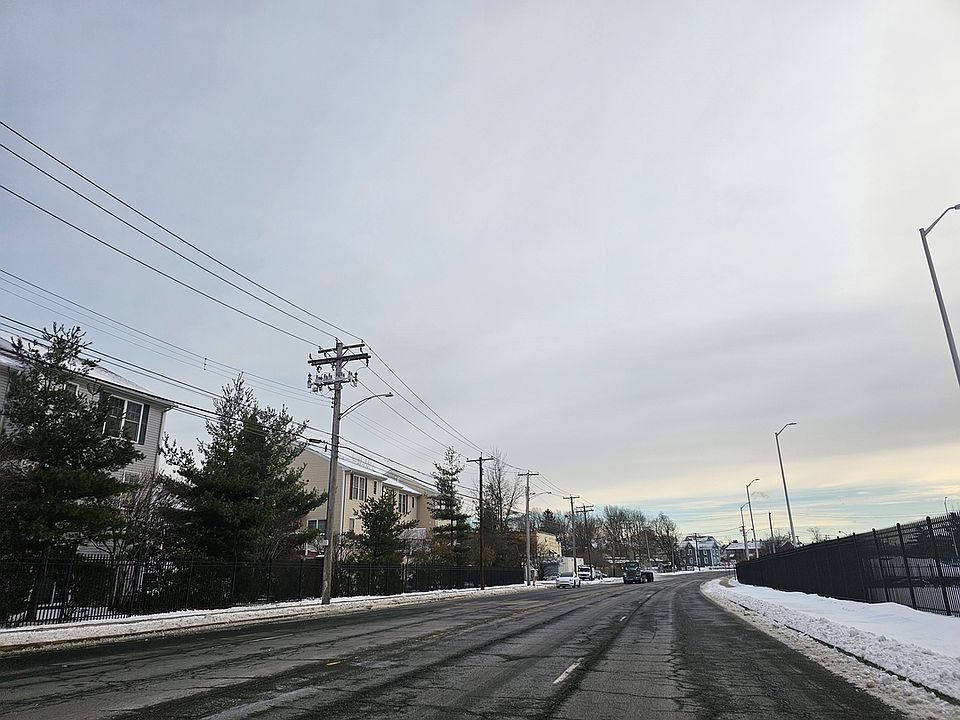 2nd image of 800 Seaview Ave