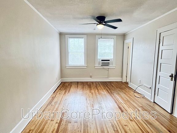 5th image of 360 13th Ave NE APT 3