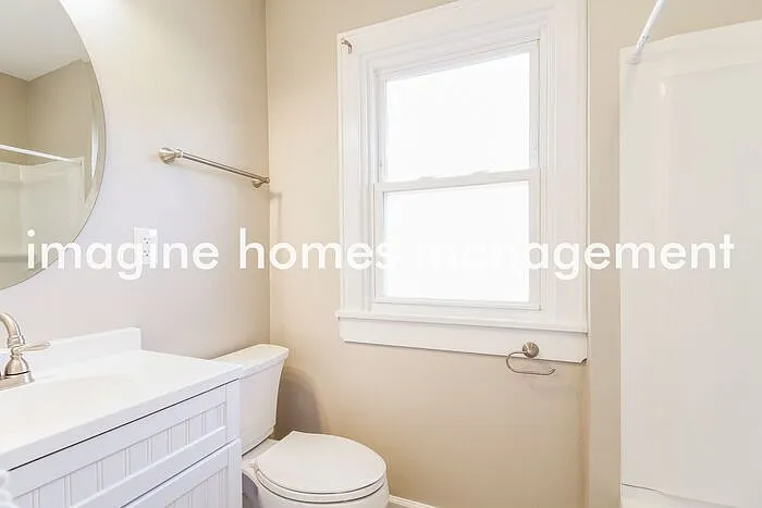 4270 Redmont Ave — Photo 11