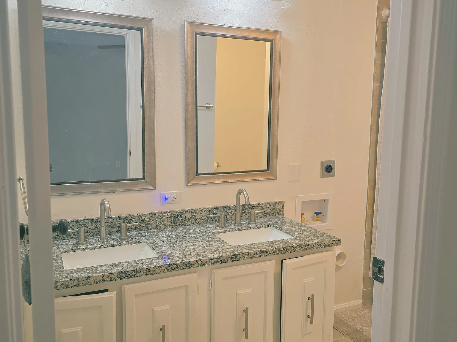 2 bed, 550 sqft, $1,400 — Photo 3