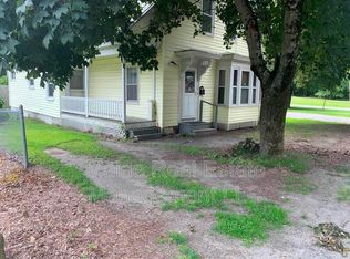 86 Water St APT 2, Oakland, ME 04963