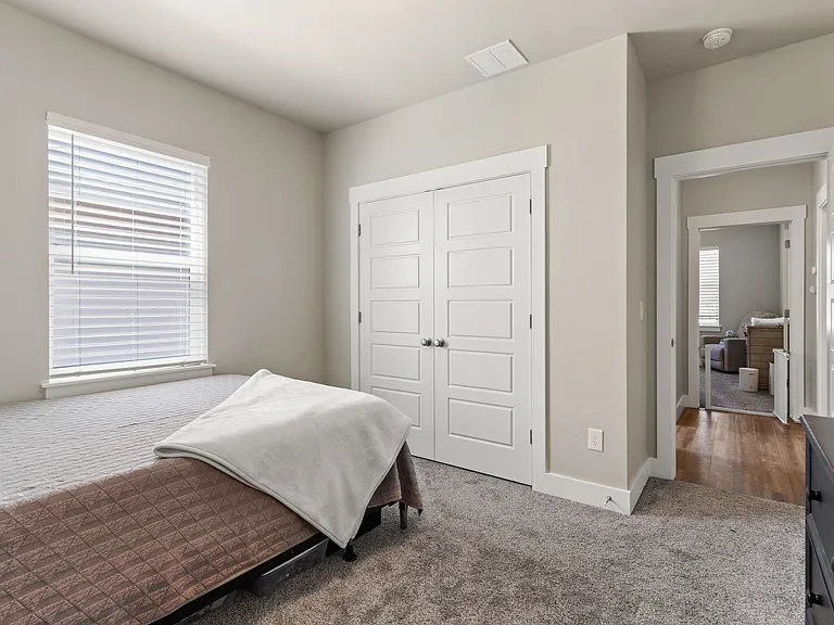 912 Birchton Loop — Photo 13