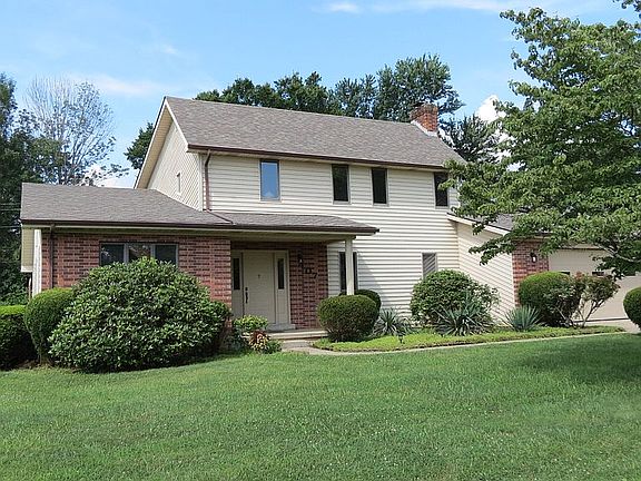 2 story, 4BR, 2.5B, basement