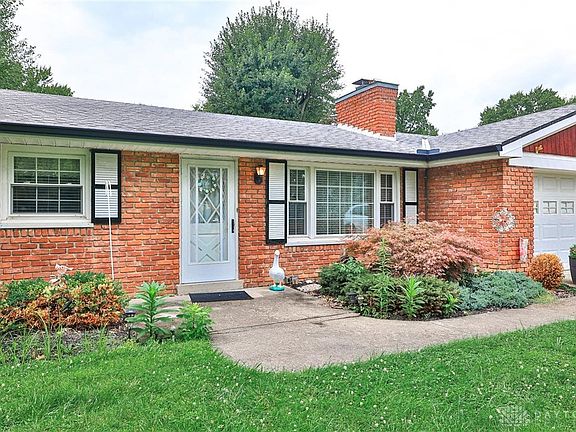3rd image of 8527 Steleta Dr