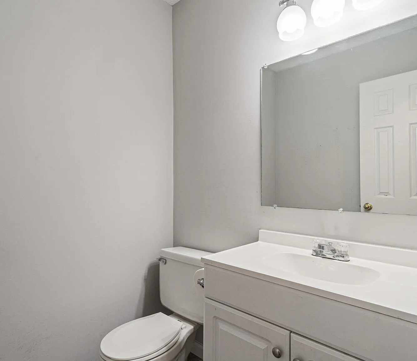 2 bed, 1.5 bath, 1028 sqft, $1,395 — Photo 3