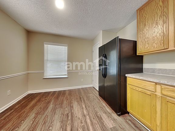 5th image of 7049 Beekman Lake Dr