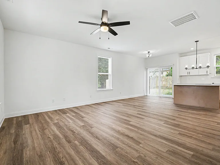 702 Legrand St — Photo 17