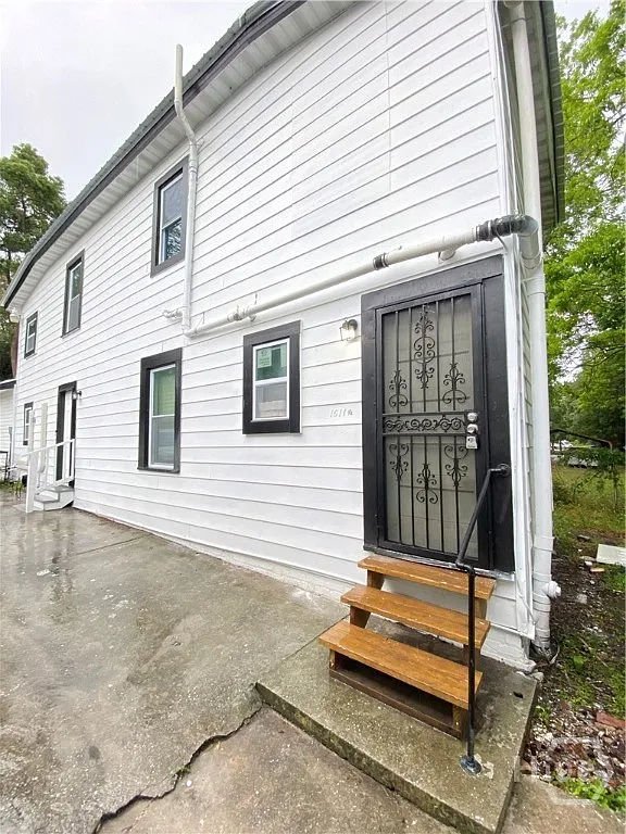 1 bed, 1.0 bath, 688 sqft, $1,300 — Photo 1
