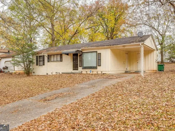 916 Kennesaw Dr, Forest Park, GA 30297