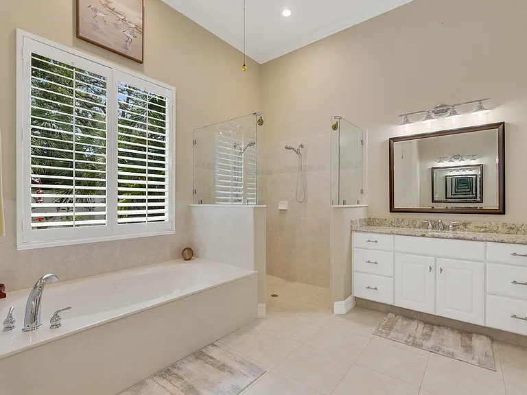 9064 Englewood Ct — Photo 20