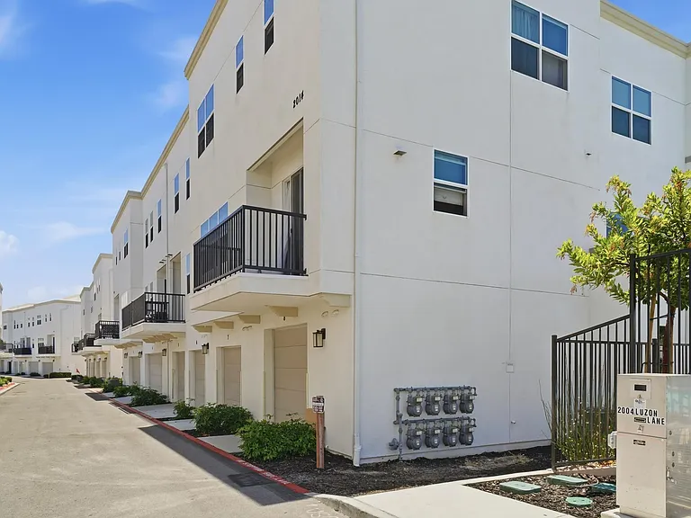 2014 Luzon Ln #8 — Photo 39