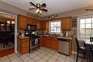 5th image of 607 Minuteman Ln