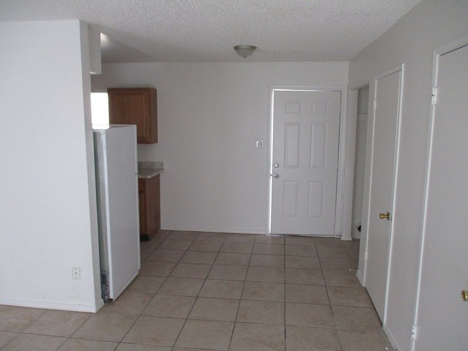 1st image of 637 N 11th St APT B
