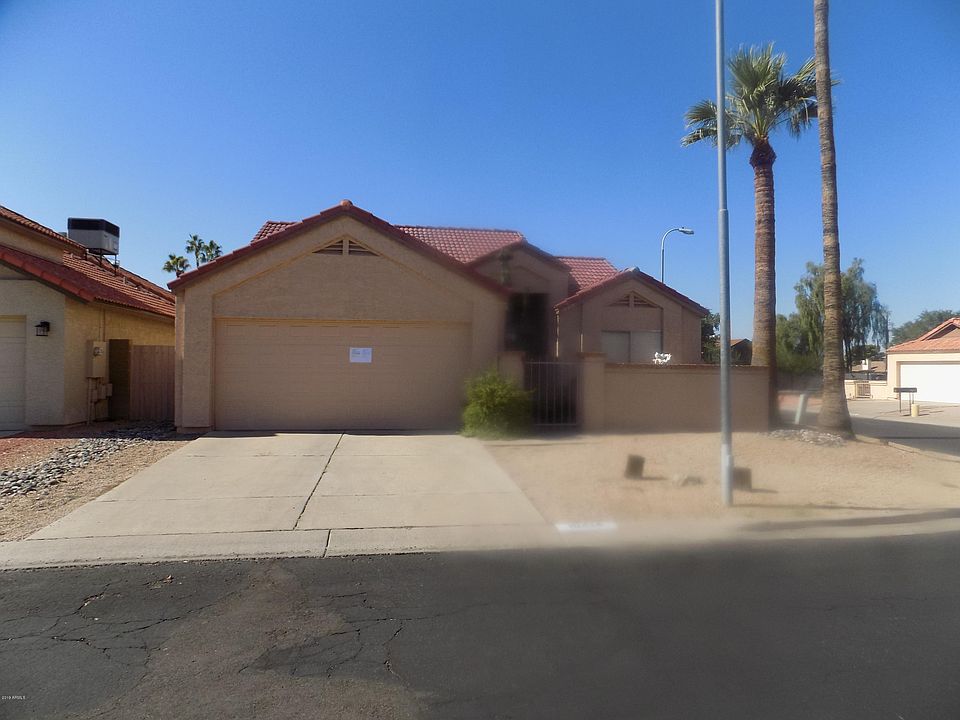 1st image of 10414 N 65th Dr