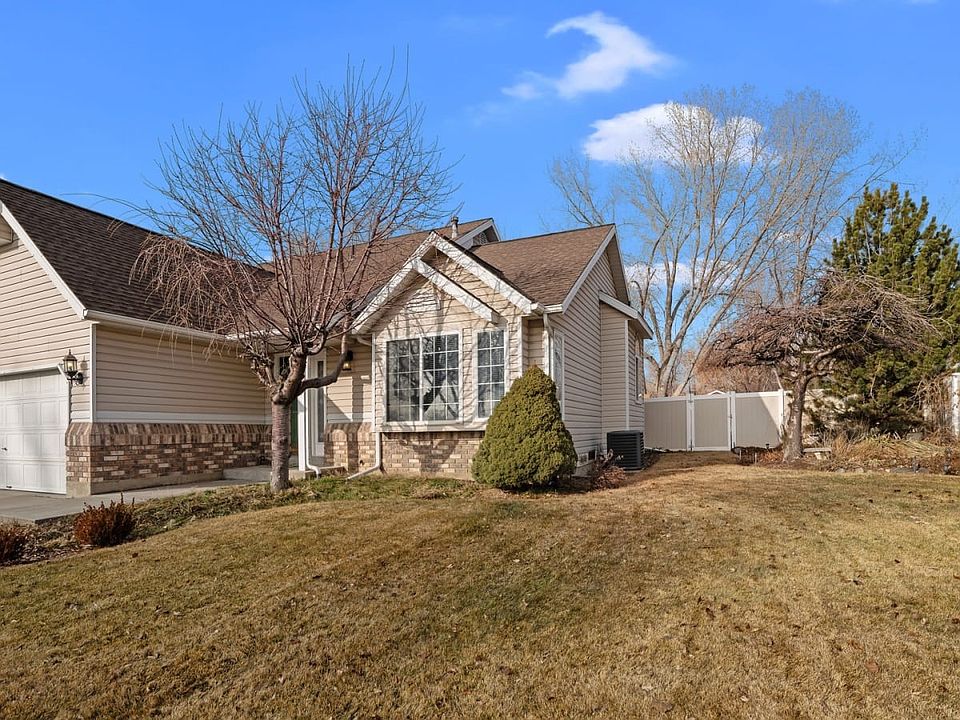 1st image of 791 E Meadow Wood Dr