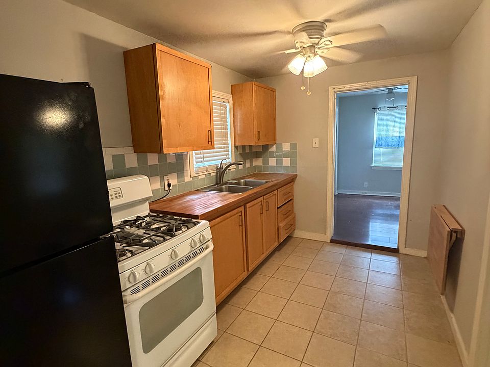1st image of 503 Canadian St APT A