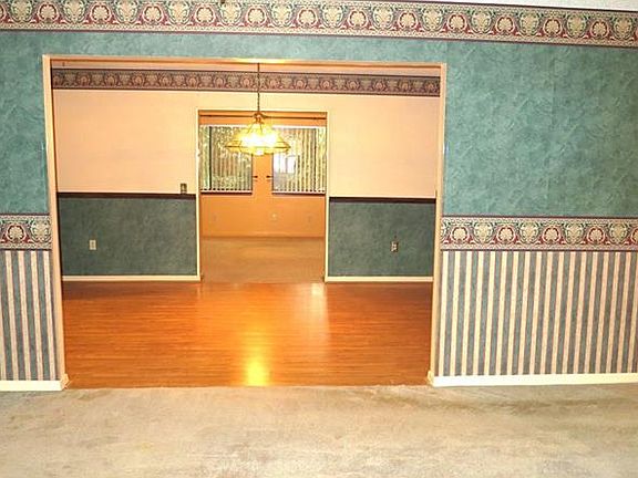 3rd image of 1665 Bosarge Dr