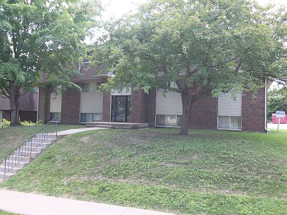 2nd image of 914 20th Avenue Pl APT 10