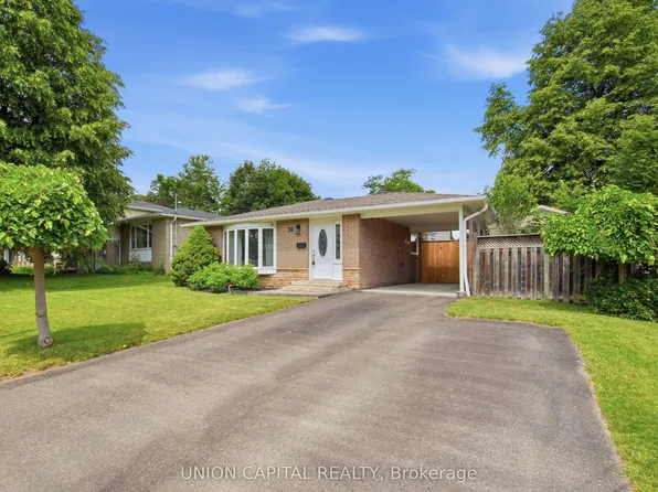 30 Irwin Cres, Halton Hills, ON L7G 1G1