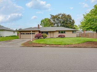 1350 SE 10th St, Gresham, OR 97080