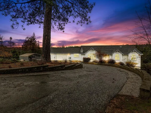 330 Scenic Knoll Ct, Colfax, CA 95713