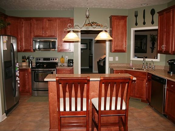 Spacious Kitchen