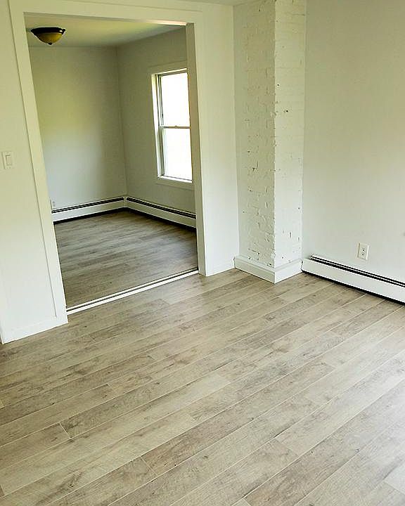 1.5 Bedroom