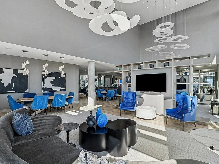 Luminary Residences Aqua Lounge