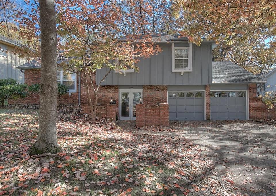 1st image of 10009 W 92nd Pl