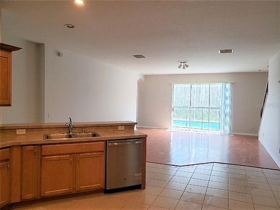 5th image of 3552 Braemar St